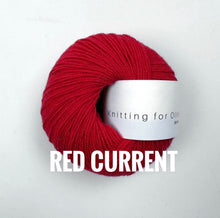 Load image into Gallery viewer, Knitting for Olive Merino