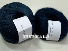 Load image into Gallery viewer, PetiteKnit The Oslo Hat - Mohair Edition Hat Kit