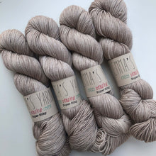 Load image into Gallery viewer, Emma's Yarn Super Silky