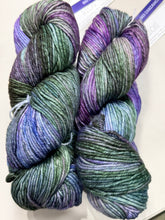 Load image into Gallery viewer, The Colourist Shawl Kit