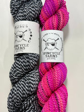 Load image into Gallery viewer, Drea Renee Knits Cinnabar Shawl Kit