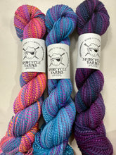 Load image into Gallery viewer, Drea Renee Knits The Shift Cowl Kit