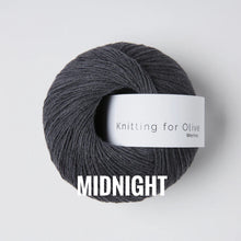 Load image into Gallery viewer, Knitting for Olive Merino