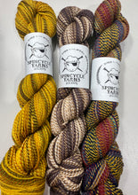 Load image into Gallery viewer, Drea Renee Knits The Shift Cowl Kit