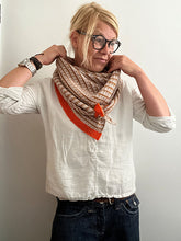 Load image into Gallery viewer, Isabell Kraemer's Che Bello Shawl Kit