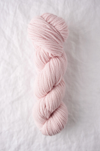 Load image into Gallery viewer, Quince & Co. Osprey