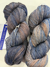 Load image into Gallery viewer, The Colourist Shawl Kit