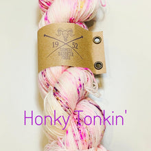 Load image into Gallery viewer, The Farmers Daughter Squish Fingering