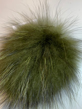 Load image into Gallery viewer, PomPoms