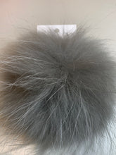 Load image into Gallery viewer, PomPoms