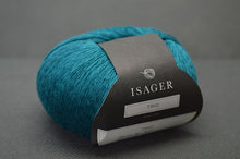 Load image into Gallery viewer, Isager Yarn Trio 1