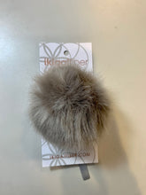 Load image into Gallery viewer, Ikigai Fiber Faux Poms