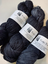 Load image into Gallery viewer, Yorkie Yarns Mighty B Squish