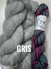 Load image into Gallery viewer, Moonbumps Shawl Kit
