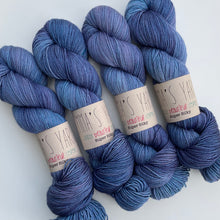 Load image into Gallery viewer, Emma's Yarn Super Silky