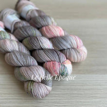 Load image into Gallery viewer, La Bien Aimée Merino Super Sock