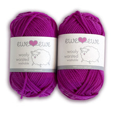 Load image into Gallery viewer, Ewe Ewe Wooly Worsted