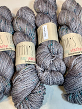 Load image into Gallery viewer, Bodacious Bulky