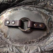 Load image into Gallery viewer, Cordoba Ring Closure - Truffle