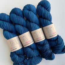 Load image into Gallery viewer, Simply Spectacular DK