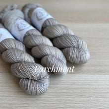 Load image into Gallery viewer, La Bien Aimée Merino Super Sock