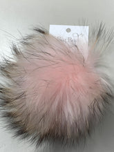 Load image into Gallery viewer, PomPoms