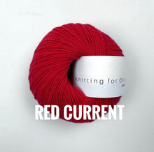 Load image into Gallery viewer, Knitting for Olive Merino
