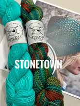 Load image into Gallery viewer, Drea Renee Knits Shiftalong Hat Kit
