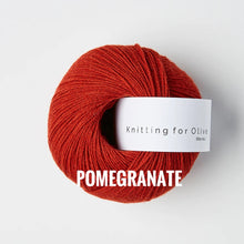 Load image into Gallery viewer, Knitting for Olive Merino
