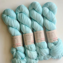 Load image into Gallery viewer, Emma&#39;s Yarn Super Silky
